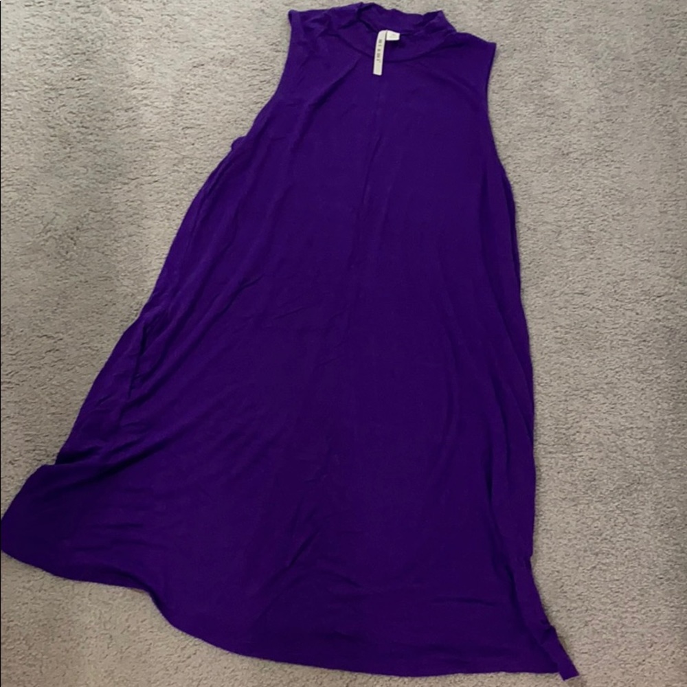 Purple dress with pockets!